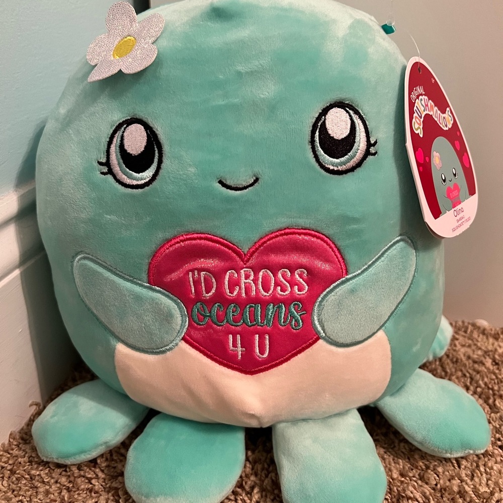 Squishmallow Olina